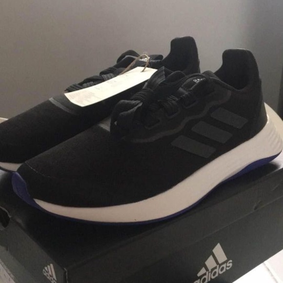 BRAND NEW women adidas qt racer sport running black shoes size US 6 / US 7 US 8 - Picture 5 of 7